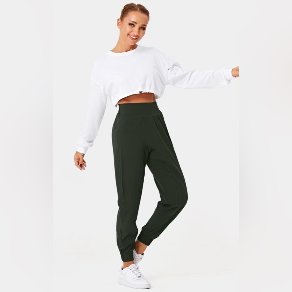 NWT Halara Joggers Elastic Waistband & Pant Leg bottoms. No pockets Rosin SP